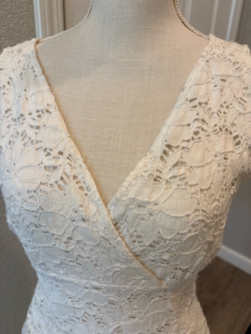 INC International Concepts White Lace Wrap Camisole - Picture 2 of 5